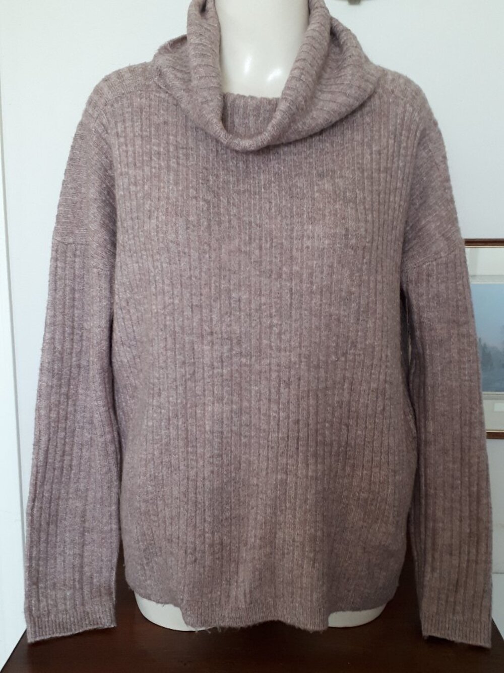 Sweater Heathered Mauve/Purple - Sz. Large - Denver Hayes
